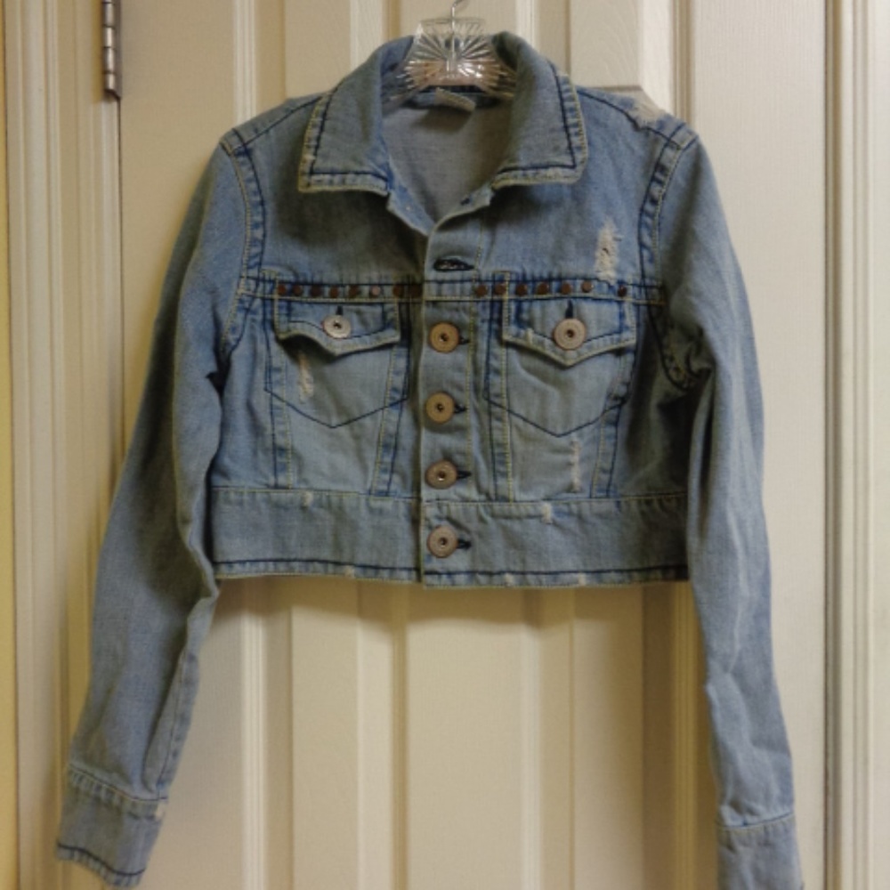 ZCavaricci Woman's Vintage Denim Distressed Jacke